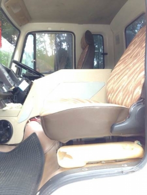 รถบรรทุก 6 ล้อดั้มพ์ ISZUZU