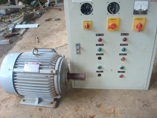 ขายมอเตอร์ 15 แรง และตู้คอนโทรล  5000 ไม่รวมขนส่งนะคะ