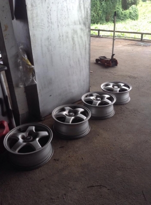 ขายคัฟ skylien r32 ขอบ16.5  5รู114  ล้อเดิมๆ ไม่เคยทำสี ไม่เคยซ่อม สีเดิมแท้จากญี่ปุ่น  ฝาคอบยุครบ  ไม่เคยใช้งานในไทย