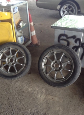 ล้อแท้ๆคัฟ มีคู่เดียว 5รู114 กว้าง6.5 ขอบ16 ใส่คู่น่า กำลังสวย ล้อสีเดิม ไม่เคยทำสี ไม่เคยใช้ในไทย ราคา3800 บาท ล้อแท้ๆคัฟ มีคู่เดียว 5รู114 กว้าง6.5 ขอบ16 ใส่คู่น่า กำลังสวย ล้อสีเดิม ไม่เคยทำสี ไม่เคยใช้ในไทย ราคา3800 บาท