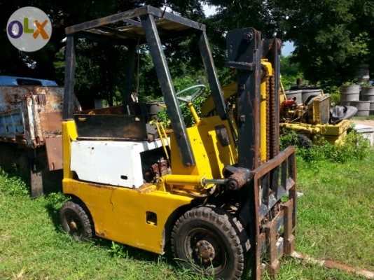 ขายโฟคลิฟตามสภาพ สภาพยังใช้งานได้ สนใจสอบถามรายละเอียดเพิ่มเติมโทร 090-8588220คุณนะ ID:narong498 หรือ www.truck.in.th/498