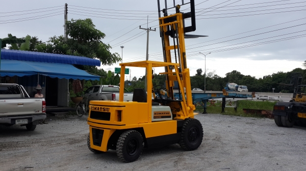 ขายรถยก3.5ตันkomatsu....ปั๊มแรงมากจ