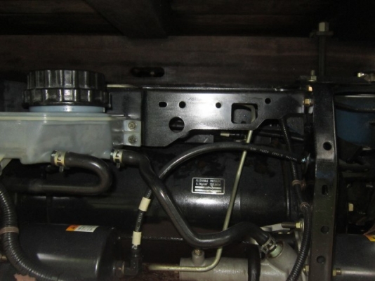 ขายหกล้อเมก้า 150 ยาว 5.60 ม. วิ่ง 8 หมื่นกว่าๆแท้มี Bookservice เช็กได้ครับ รถสวยกิ๊บ สภาพป้ายแดง