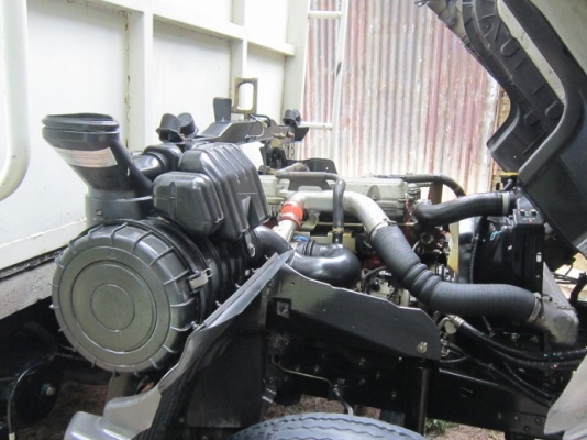 ขายหกล้อเมก้า  150  ยาว 5.60  ม.   รถสวยกิ๊บ  สภาพป้ายแดง