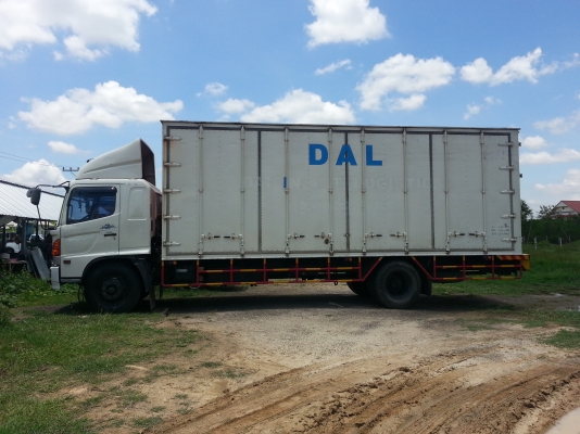 ขายดาวน์ รถบรรทุกหกล้อ Hino