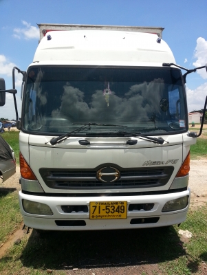 ขายดาวน์ รถบรรทุกหกล้อ Hino