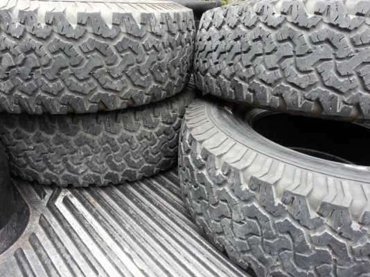 ขายยาง  BF  31 x 10.5 x 15