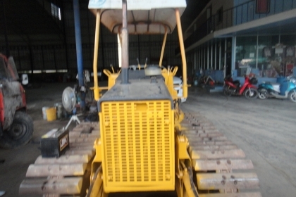ขายแทรค์เตอร์ KOMATSU D2-5