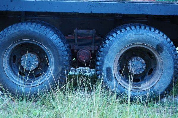 ขายรถเทรลเลอร์ 10 ล้อ Hino ท้ายลาด 2 เพลา สำหรับขึ้นแบ็คโฮขนาด 200 พร้อมบันไดใหม่