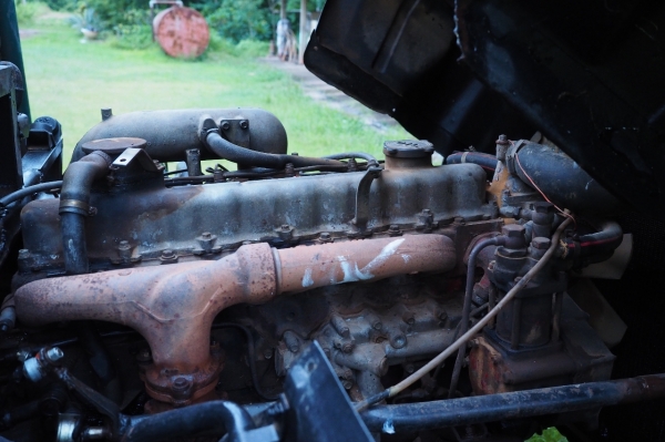 ขายรถเทรลเลอร์ 10 ล้อ Hino ท้ายลาด 2 เพลา สำหรับขึ้นแบ็คโฮขนาด 200 พร้อมบันไดใหม่