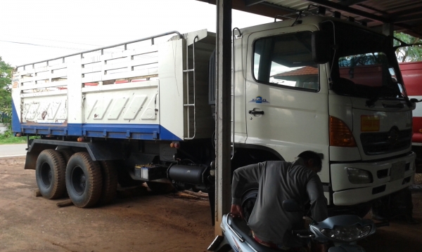 ขายMEGA 320 สองเพลาดั๊มสามมิตรสวยๆ ขายMEGA 320 สองเพลาดั๊มสามมิตรสวยๆ