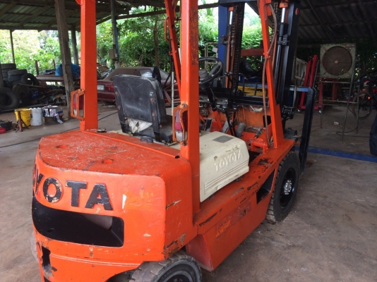 ขายถูก FORKLIFT 2 TON TOYOTA  4FGL20 สวยๆ