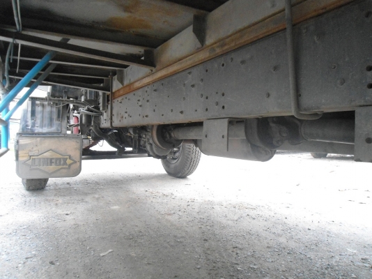 ขายรถ 6 ล้อ ตู้ 10 บาน ไม่มีเสากลาง