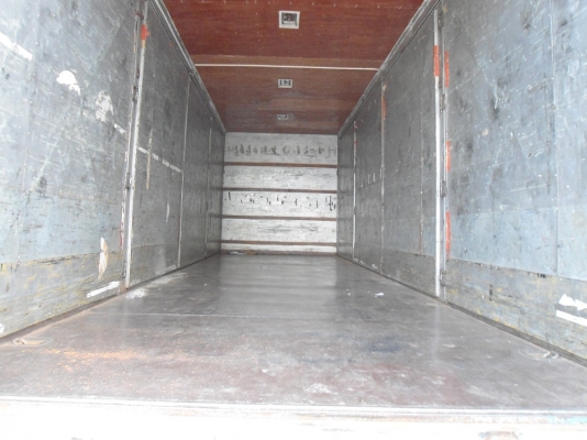 ขายรถ 6 ล้อ ตู้ 10 บาน ไม่มีเสากลาง