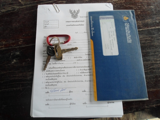 ขายรถ 6 ล้อ ตู้ 10 บาน ไม่มีเสากลาง