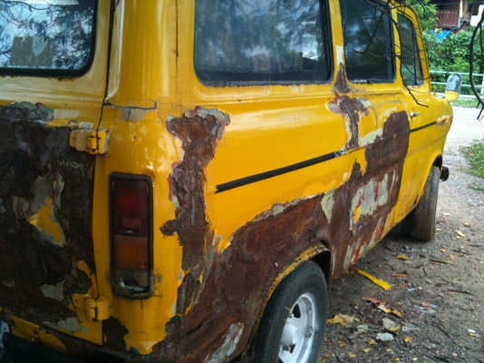 Ford Transit ทะเบียน ขาย 65,000 บาท