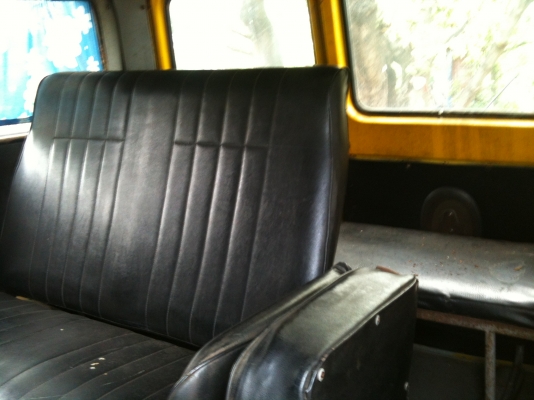 Ford Transit ทะเบียน ขาย 65,000 บาท