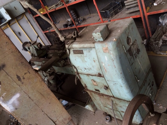 ปิดกิจการอู่ต่อรถ