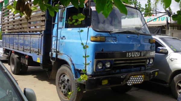 ราคา.195,000.-รถวิ่งได้ครับ-ISUZU-SBR-เครื่อง6BD1-บะยาว5.30เมตร.ขายตามสภาพ-