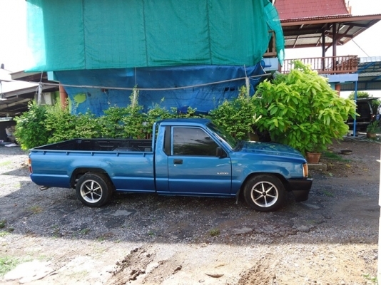 กระบะ  L 200     แอ  เย็น เจี๋ยบ  เพลงเพลาะ  เครื่องดี สี รูไซ   ภายในสวย  แม็กสวย  เครื่องยนต์ ดี  เกียร์ดี เฟืองท้ายดี  ไม่หอน