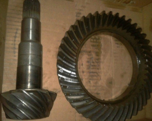 ขายเฟืองท้ายเดิมไทรทั่น3.9วิ่งหลักหมื่นโทร0825671760รับประกันเนียนๆ