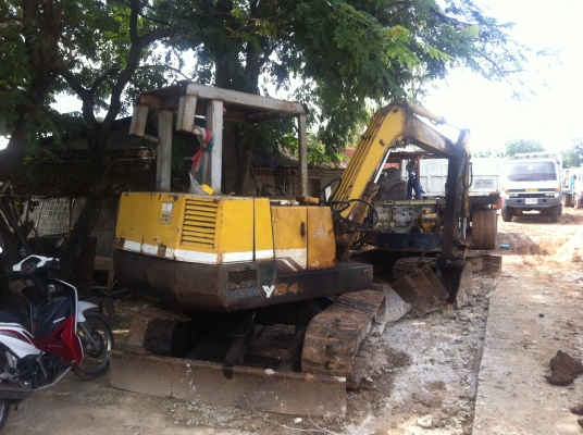 รถขุดเล็ก yanmar yb45