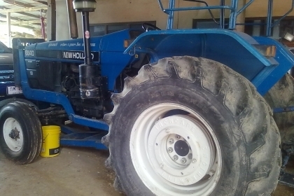 ขายFORD NEWHONLAN 6640 เพลาเดียว