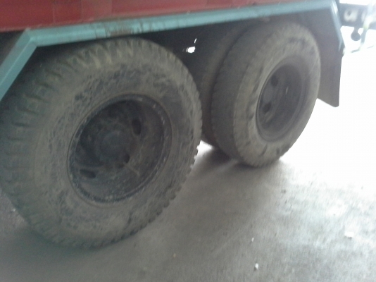 ขาย 10 ล้อ สามใบปัดHINO ติดต่อโดยตรง 092-7458753เสี่ยอ้อย