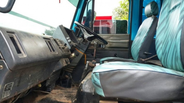 ขาย6ล้อดัมพ์ ยาง8.25 R16 อีซูซุ ROCKY175 FRR เล่มทะเบียนพร้อมโอน พ.เพาเวอร์เบรคทิ๊ฟฟี่ สภาพพร้อมใช้งาน เครื่องดี แชชซีสวย เอกสารพร้อม ขาย6ล้อดัมพ์ ยาง8.25 R16 อีซูซุ ROCKY175 FRR เล่มทะเบียนพร้อมโอน พ.เพาเวอร์เบรคทิ๊ฟฟี่ สภาพพร้อมใช้งาน เครื่องดี แชชซีสวย เอกสารพร้อม