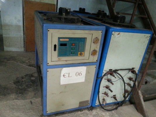 เครื่องทำน้ำเย็น Chiller ไต้หวัน เหมา 2 ตัว (ต้องซ่อม)