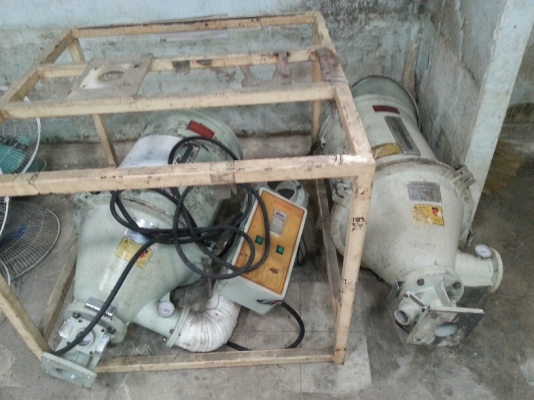 ตู้อบเม็ดพลาสติก hopper ไต้หวัน minglee เหมา 2 ตัว อะไหล่ 1 ตัว พร้อมเหล็กขาตั้ง 0898135855