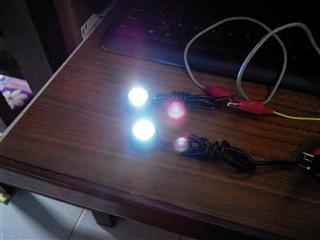 ไฟเดย์ไลท์แบบเม็ดกระดุม ไฟเดย์ไลท์แบบเม็ดกระดุม