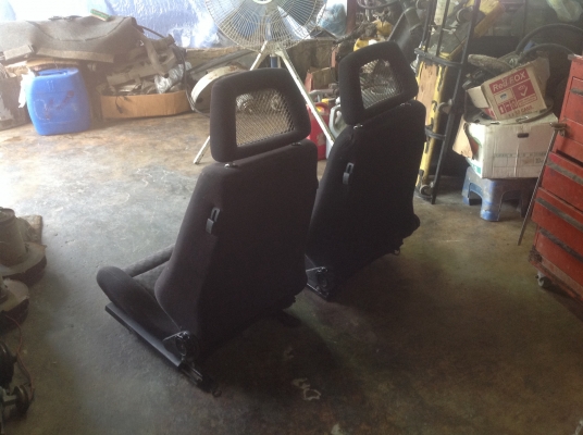 ขายrecaroหมอนตาข่ายกับsr1ตัวคับ