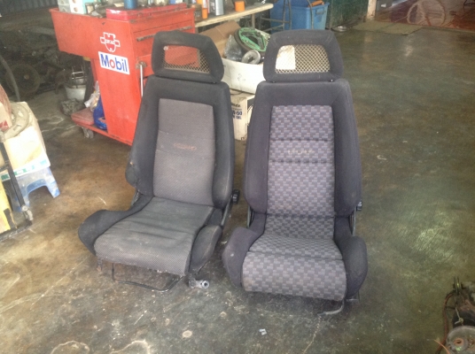 ขายrecaroหมอนตาข่ายกับsr1ตัวคับ