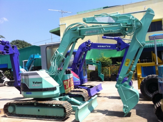ขายรถขุด KOBELCO SK50UR มีหลายคัน ขายรถขุด KOBELCO SK50UR มีหลายคัน