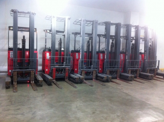 ขายรถไฟฟ้ายืนขับ nichiyu ขนาด 2 ตันรุ่น 75 อุปกรณ์ครบ