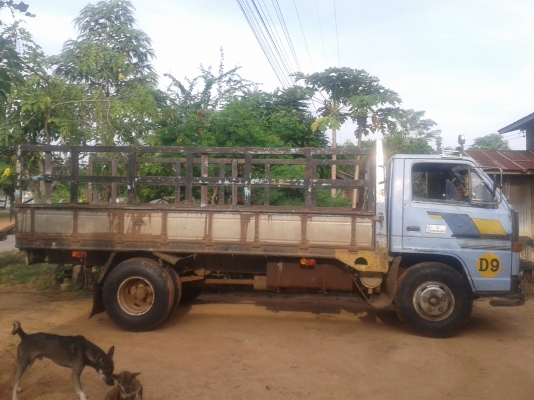 รับซื้อเบาะมือสองของ isuzu nkr