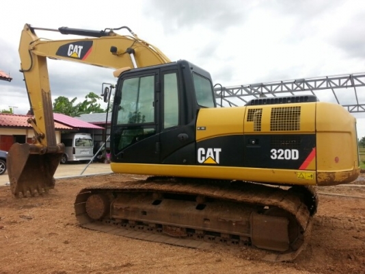 ขายแบคโค CAT 320D ใช้งานน้อย 3205ชม. สภาพใหม่เดิมทั้งคัน เอกสารใบอินวอร์ย  ราคา2,550,000  สนใจโทร090-8588220คุณนะ ID:narong498 หรือwww.truck.in.th/498