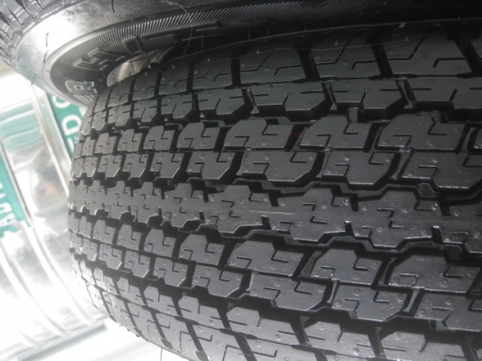 ขายยางป้ายแดง Bridgestone Dueler H/T 840 205/16 สนใจติดต่อเล็กคลองสามครับ 081-3747940 ขายยางป้ายแดง Bridgestone Dueler H/T 840 205/16 สนใจติดต่อเล็กคลองสามครับ 081-3747940
