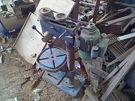 ขายสว่านแท่นไม่ได้ใช้แล้วคับ