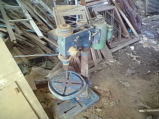 ขายสว่านแท่นไม่ได้ใช้แล้วคับ