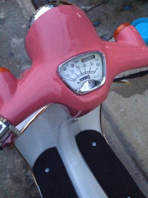 Honda Giorno 50cc (mini-vespa) สีชมพู ประกอบใหม่คับ