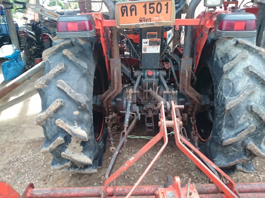 ขายคูโบต้า L 4508 พร้อมอุปกร์ผานหน้าและโรตารี่ ชั่วโมงการทำงาน 1800 ชั่วโมง