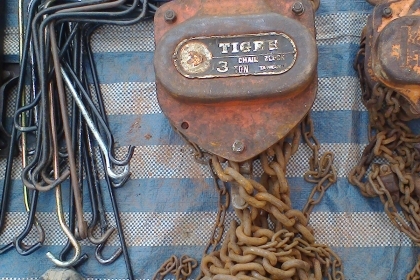 รอก 3 ตันสภาพเดิมๆครับพร้อมใช้งานครับขนาด 3  ตันครับราคานี้คุ้มมากครับ