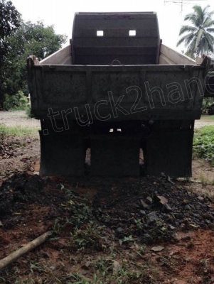 รถบรรทุก 6 ล้อดั้มพ์ ISUZU รุ่น FTR32H