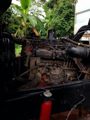 รถบรรทุก 6 ล้อดั้มพ์ ISUZU รุ่น FTR32H