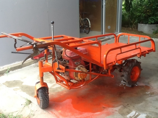 รถบรรทุกการเกษตรก่อสร้างสภาพดีพร้อมใช้