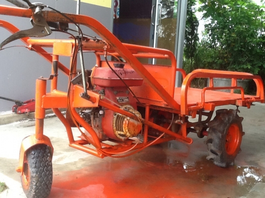 รถบรรทุกการเกษตรก่อสร้างสภาพดีพร้อมใช้