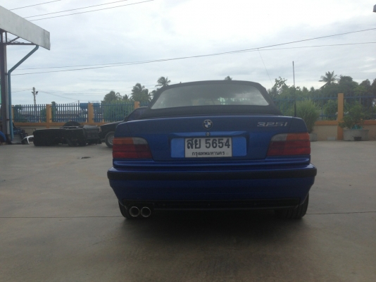 ขาย BMW 325 i CONVERTIBLE
