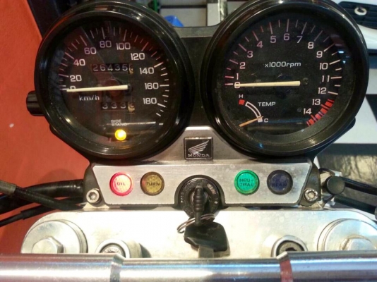 T&T BIKE RAMA2 ขายด่วนๆคับHONDA CB400 ปี94 อินวอย+สพมแท้ๆ เครื่องดีมาก 0ดี สีสวย ราคาเพียง 59500฿ T&T BIKE RAMA2 ขายด่วนๆคับHONDA CB400 ปี94 อินวอย+สพมแท้ๆ เครื่องดีมาก 0ดี สีสวย ราคาเพียง 59500฿